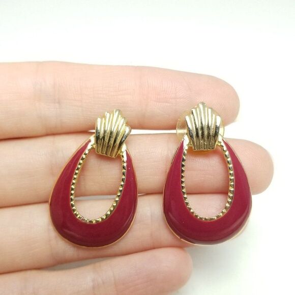 Vintage Red Enamel Door Knocker Style Stud Earrings, Gold Tone Setting, Retro - Picture 6 of 6